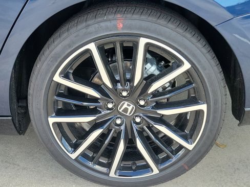 New 2026 Honda Accord Touring image 7