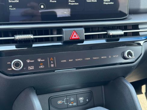 New 2026 Kia Sportage EX FWD image 23