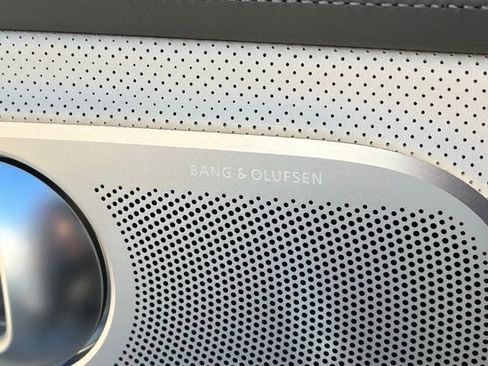 Used 2023 Genesis GV60 Advanced image 17