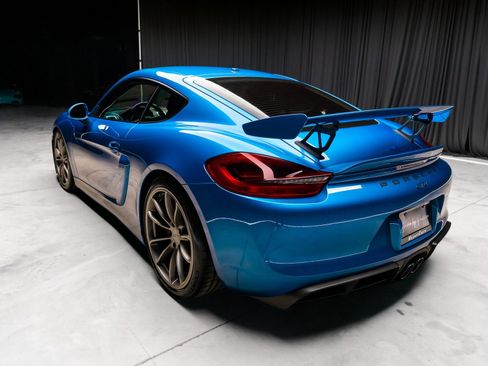 Used 2016 Porsche Cayman GT4 image 12