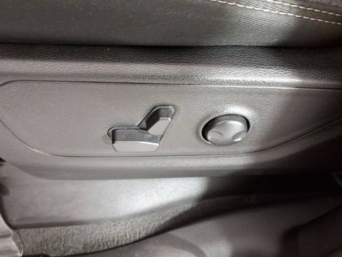 Used 2023 RAM 1500 Big Horn AWD/4WD image 14