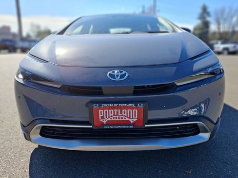 New 2026 Toyota Prius Plug-In Hybrid image 3