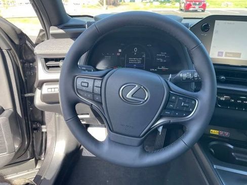 New 2026 Lexus UX 300h AWD image 23