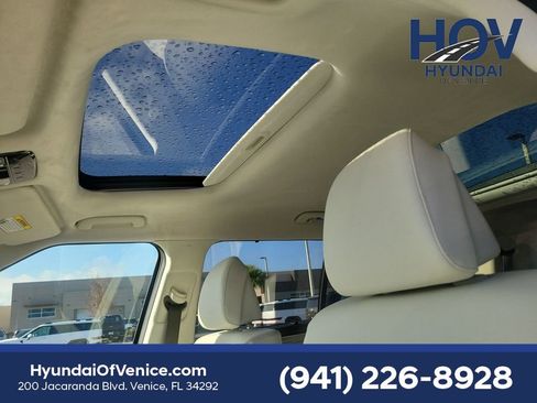 Used 2025 Hyundai Santa Fe Calligraphy AWD/4WD image 26