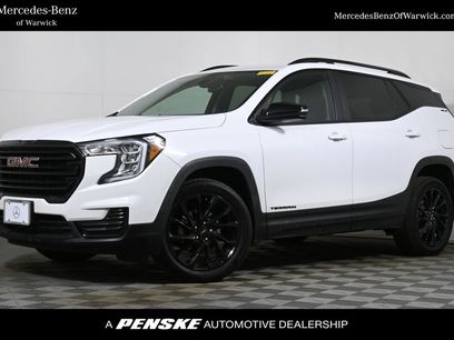 Used 2023 GMC Terrain SLE w/ Driver Convenience Package