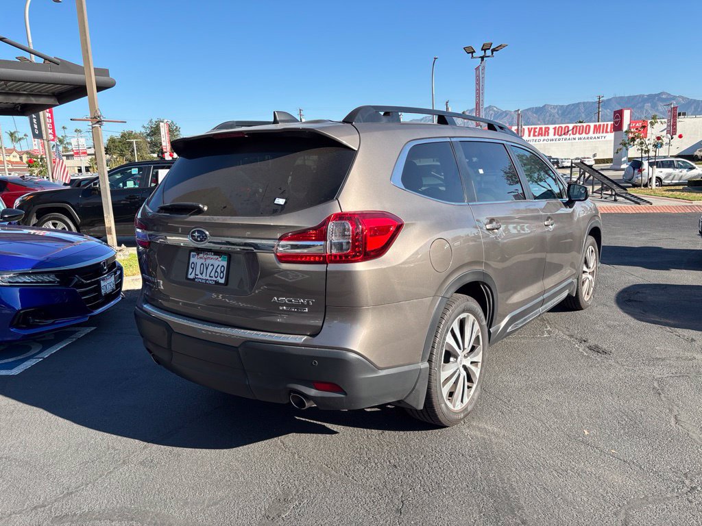 Used 2021 Subaru Ascent Limited w/ Technology Package AWD/4WD image 4