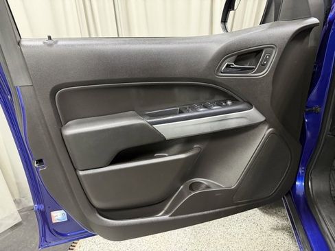 Used 2016 Chevrolet Colorado LT w/ LT Convenience Package image 16