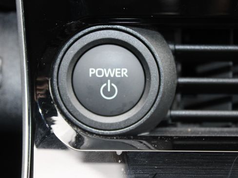 Certified 2024 Toyota bZ4X XLE image 22