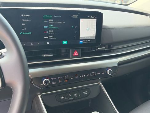 Used 2025 Kia Carnival SX Prestige image 20