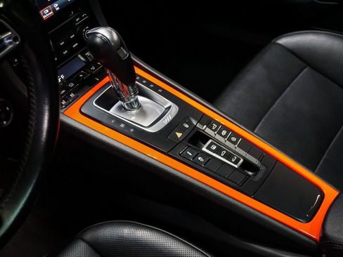 Used 2017 Porsche 911 GT3 RS image 31