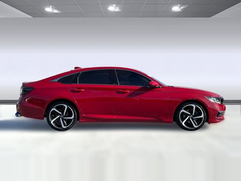 Used 2019 Honda Accord Sport image 7