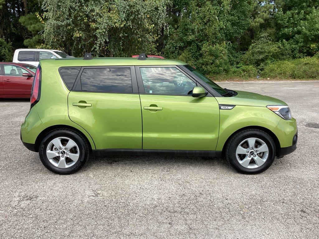 Used 2018 Kia Soul w/ Convenience Package FWD image 5