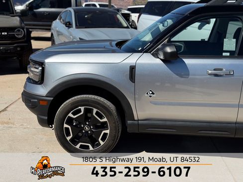 Used 2022 Ford Bronco Sport Outer Banks w/ Tech Package image 12