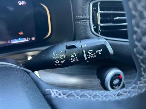Certified 2024 Jeep Wagoneer L Series III w/ Flexible Seating Group AWD/4WD image 10