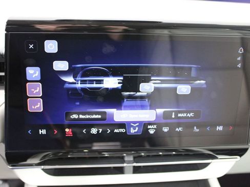 New 2026 Lincoln Nautilus Premier image 48