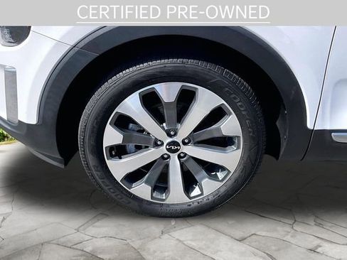 Certified 2022 Kia Telluride S AWD/4WD image 8