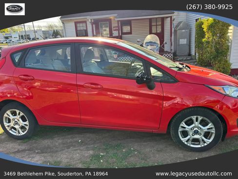 Used 2014 Ford Fiesta SE image 10