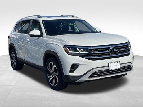 Certified 2023 Volkswagen Atlas SEL image 3