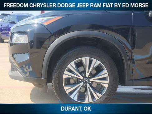 Used 2022 Nissan Rogue SV FWD image 6