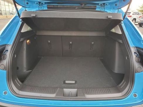 New 2025 Chevrolet Trax LT w/ Driver Confidence Package image 29