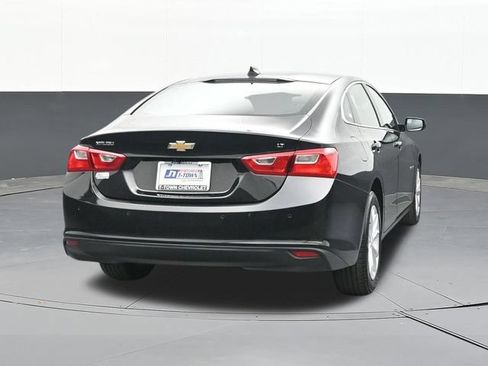 Used 2025 Chevrolet Malibu LT FWD image 12