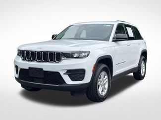 Used 2023 Jeep Grand Cherokee Laredo AWD/4WD video 2
