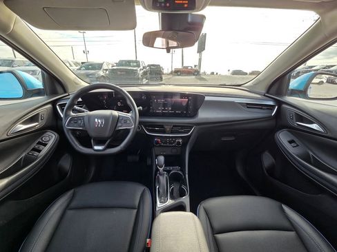 Used 2025 Buick Encore GX Sport Touring w/ Comfort Package image 25