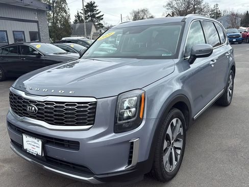 Used 2021 Kia Telluride EX w/ EX Premium Package image 3