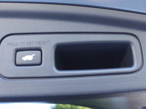 Used 2024 Acura MDX SH-AWD w/ Technology Package image 18