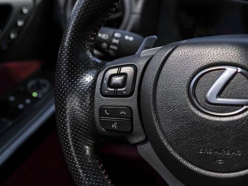 Used 2022 Lexus IS 500 image 16