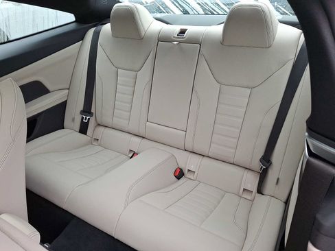 Used 2024 BMW 430i xDrive Coupe w/ M Sport Package AWD/4WD image 8