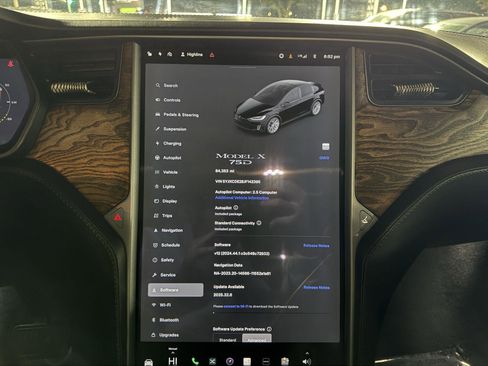 Used 2018 Tesla Model X 75D image 31