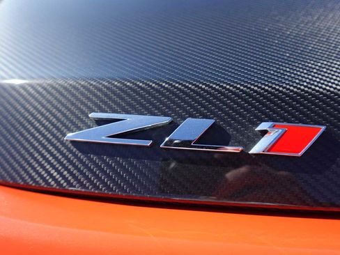 Used 2019 Chevrolet Camaro ZL1 RWD image 10