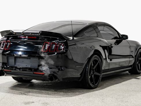 Used 2013 Ford Mustang GT Premium w/ Security Pkg image 6