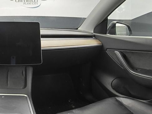Used 2022 Tesla Model Y Long Range AWD/4WD image 15