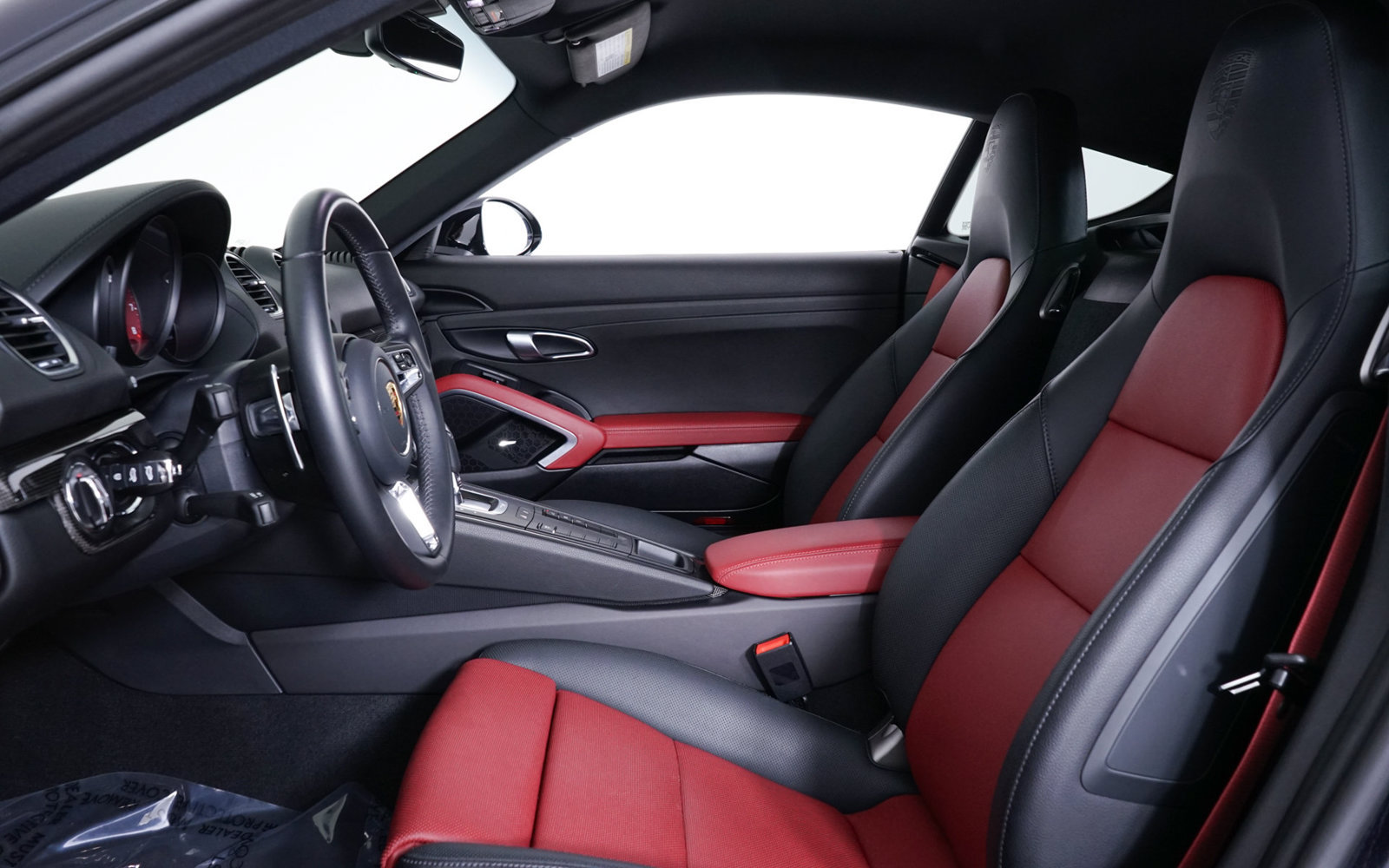 Used 2025 Porsche 718 Cayman S RWD image 5