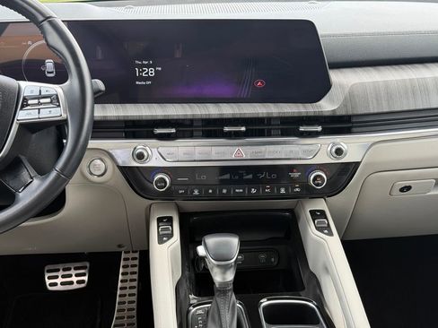 Certified 2023 Kia Telluride SX image 17