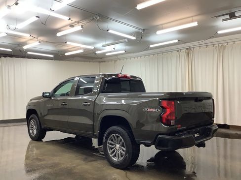 Used 2023 Chevrolet Colorado LT w/ LT Convenience Package II image 9