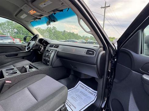 Used 2013 Chevrolet Tahoe 4WD image 38