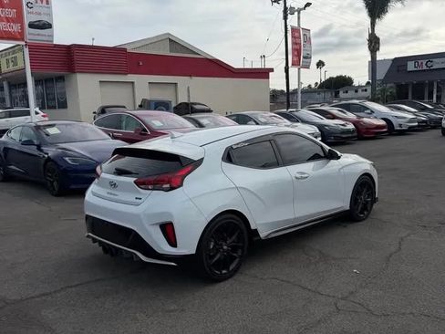 Used 2020 Hyundai Veloster Turbo R-Spec FWD image 4
