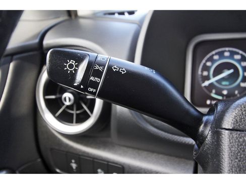 Used 2022 Hyundai Kona Limited w/ Cargo Package FWD image 20