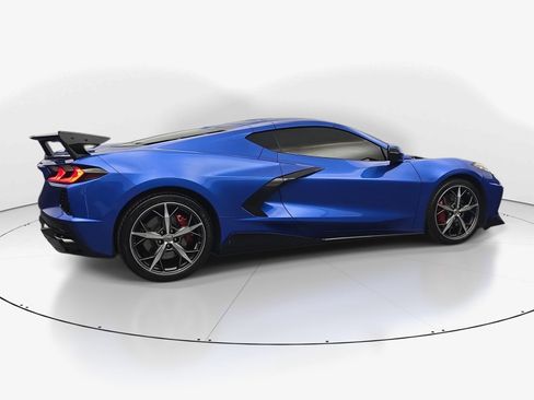 Used 2021 Chevrolet Corvette Stingray Preferred Cpe w/ Z51 Performance Package RWD image 8