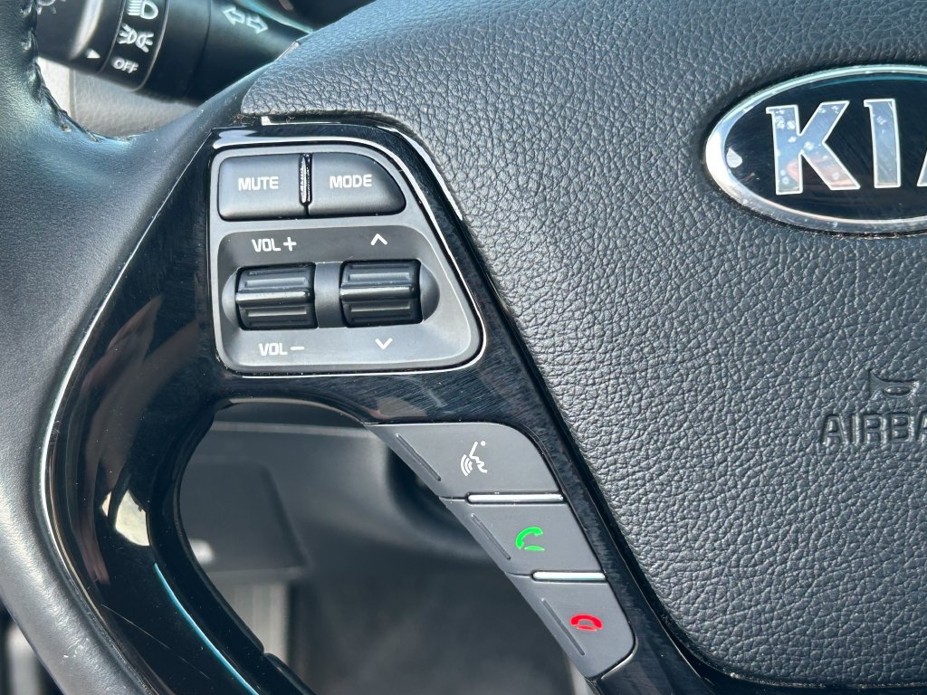 Used 2017 Kia Forte S FWD image 17