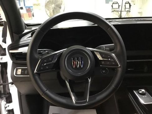 Used 2024 Buick Envision Preferred AWD/4WD image 24