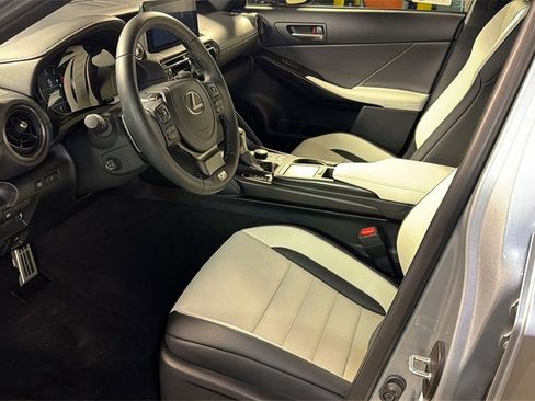 Certified 2025 Lexus IS 350 F Sport image 26