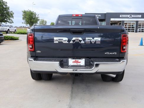 New 2026 RAM 3500 Tradesman AWD/4WD image 21