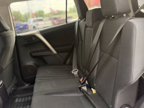 Used 2015 Toyota RAV4 LE FWD image 25