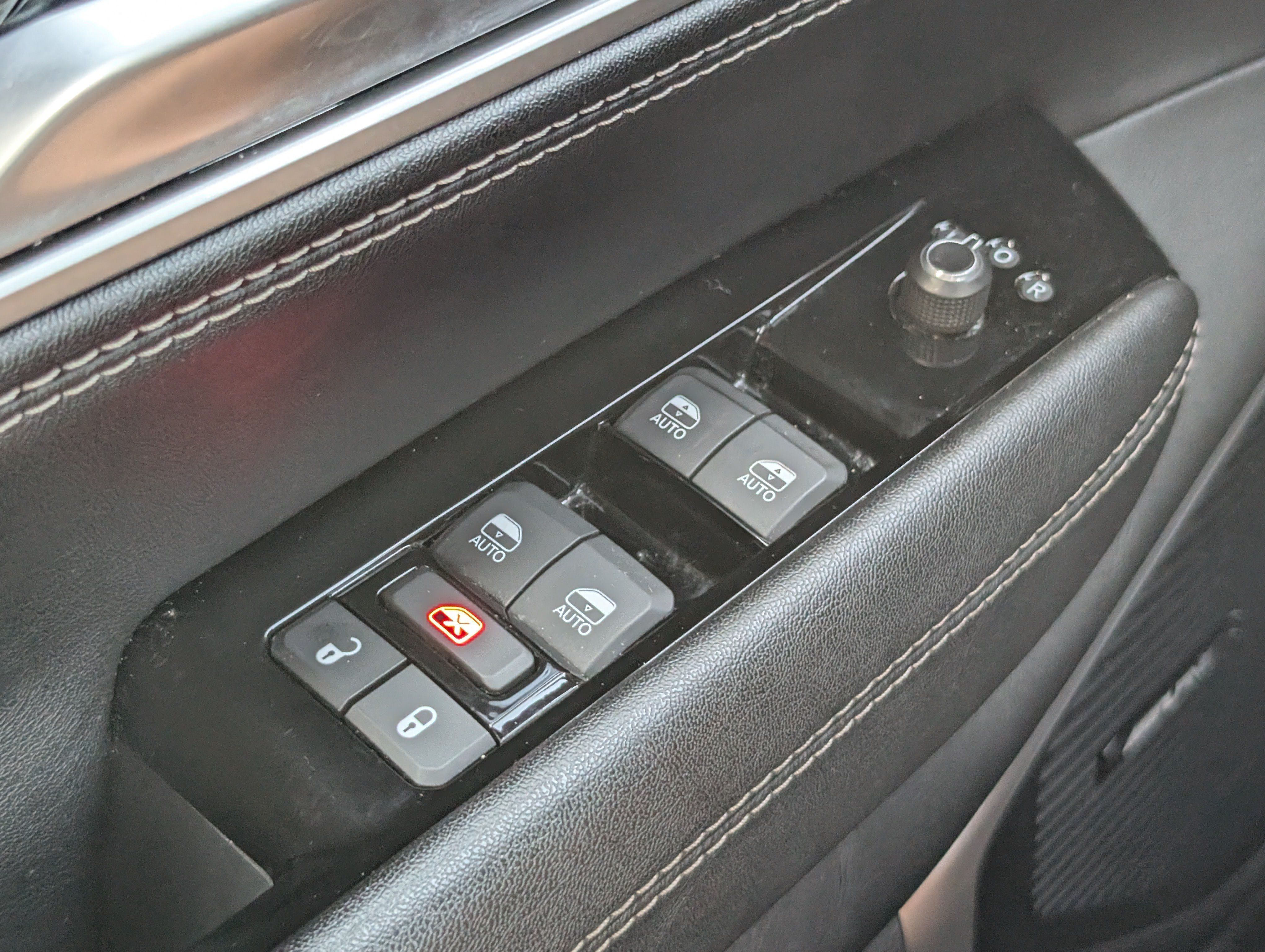Used 2024 Jeep Wagoneer Series II AWD/4WD image 23