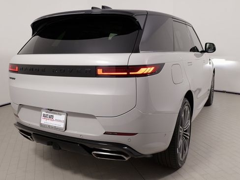 Used 2025 Land Rover Range Rover Sport Autobiography image 13