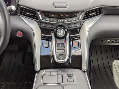 Certified 2025 Acura TLX w/ Technology Package image 19